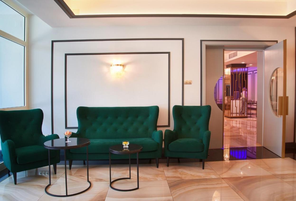 Hotel Univers Cluj-Napoca Eksteriør bilde