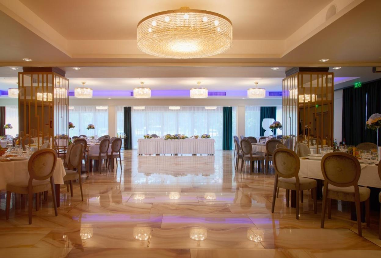 Hotel Univers Cluj-Napoca Eksteriør bilde