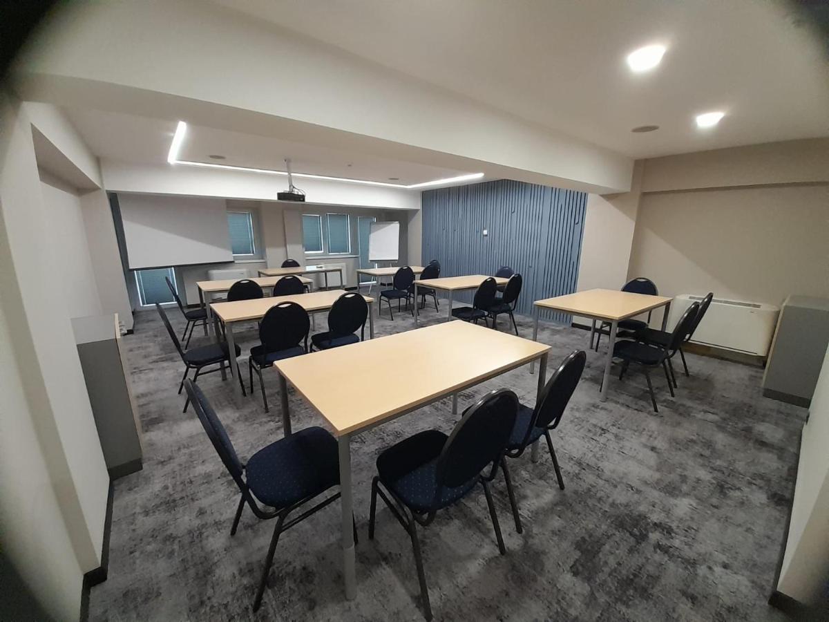 Hotel Univers Cluj-Napoca Eksteriør bilde